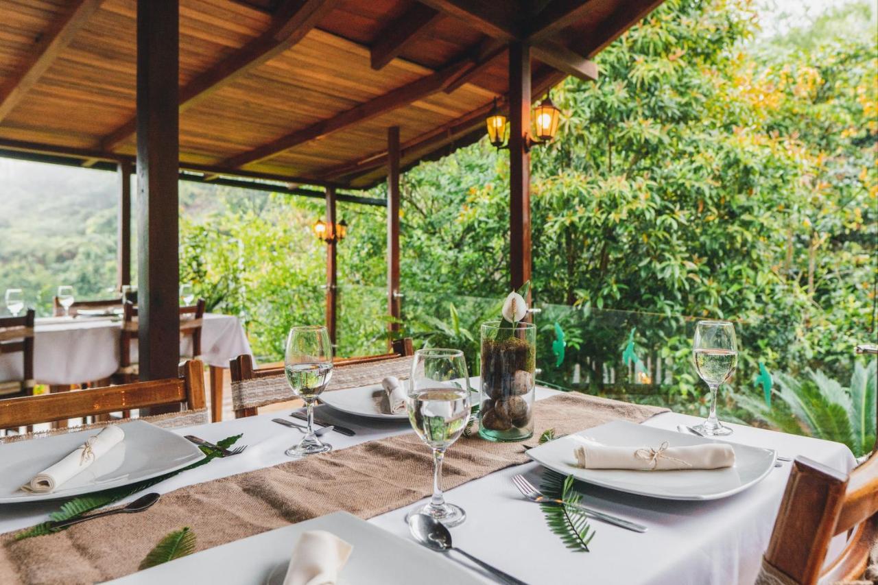 Piripe Wellness Lodge Pacto Exteriér fotografie
