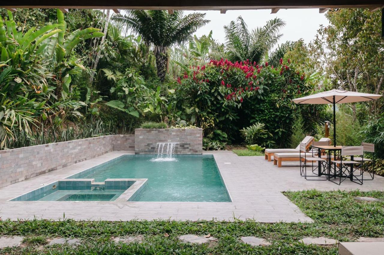 Piripe Wellness Lodge Pacto Exteriér fotografie