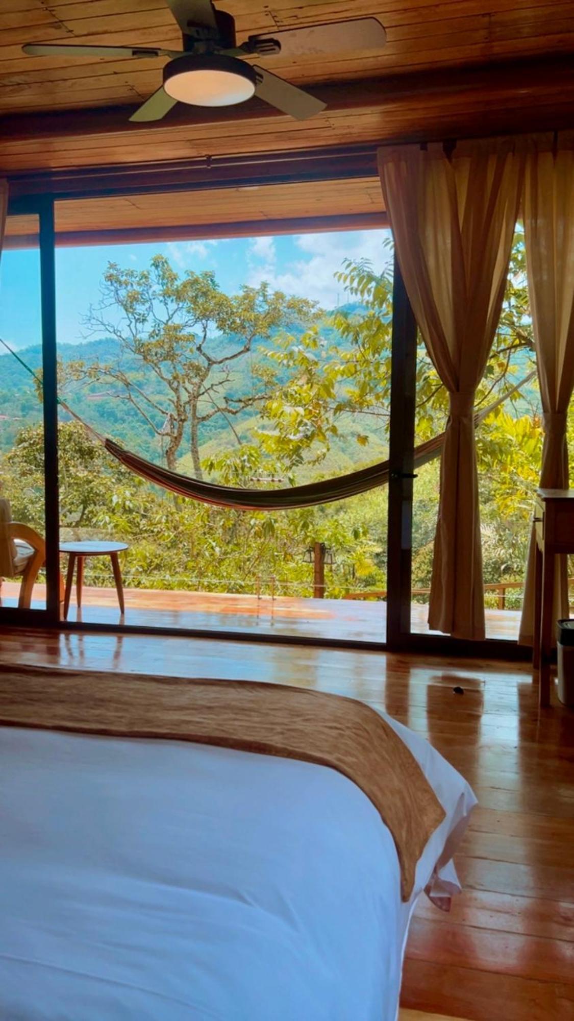 Piripe Wellness Lodge Pacto Exteriér fotografie